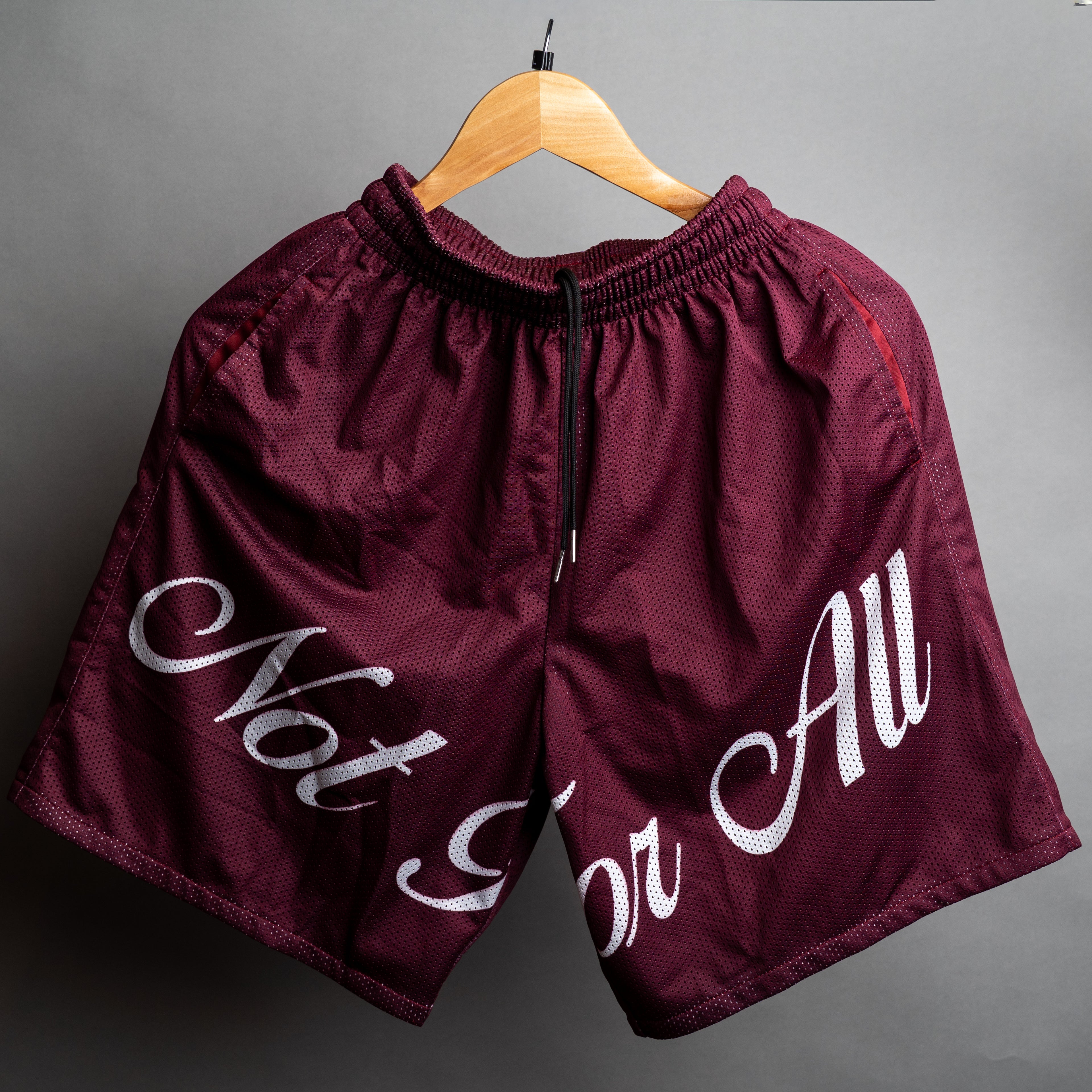 SIGNATURE MESH SHORTS IN BORDEAUX