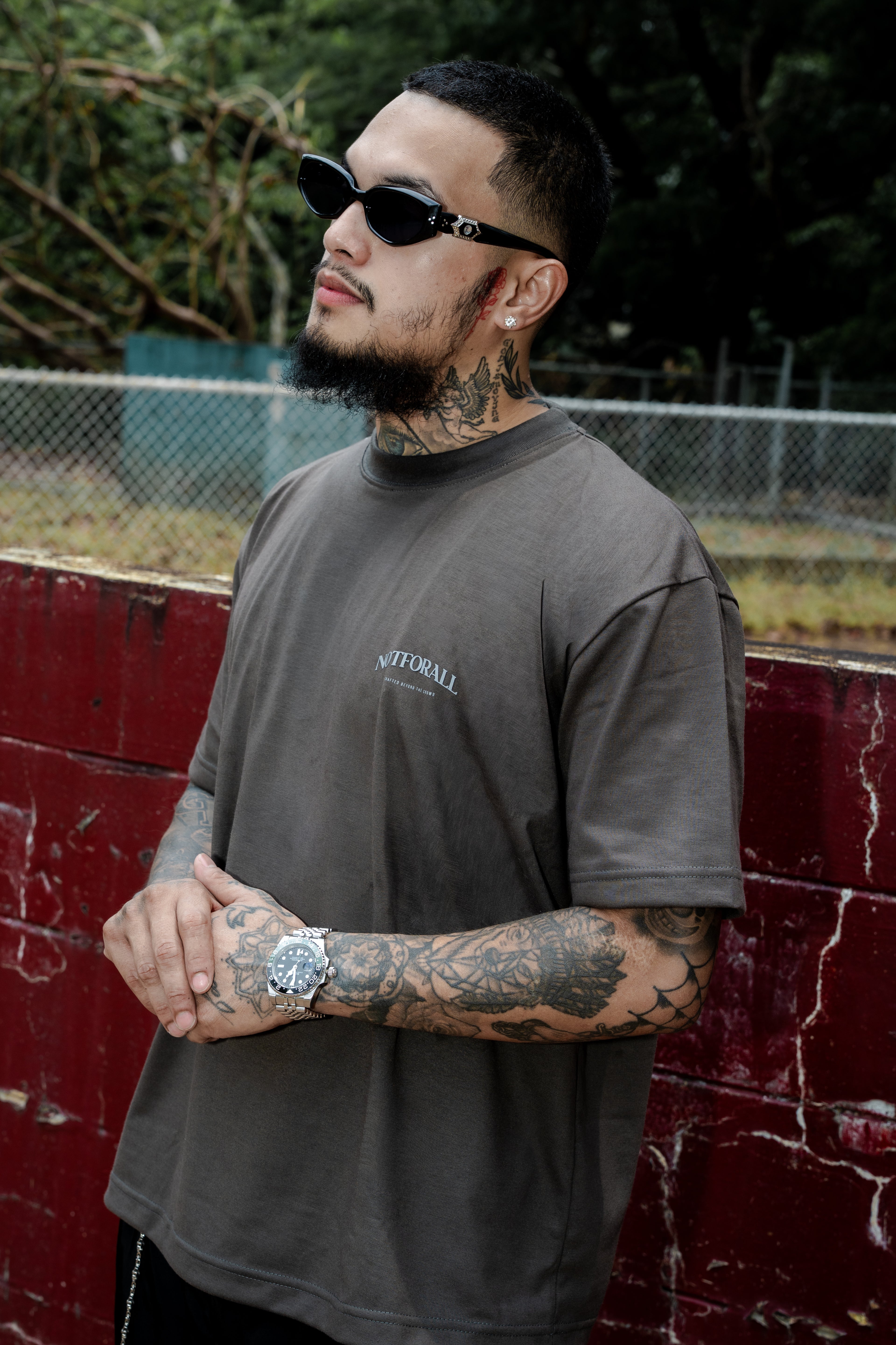 NFA CLASSIC TEE IN STONEGRAY
