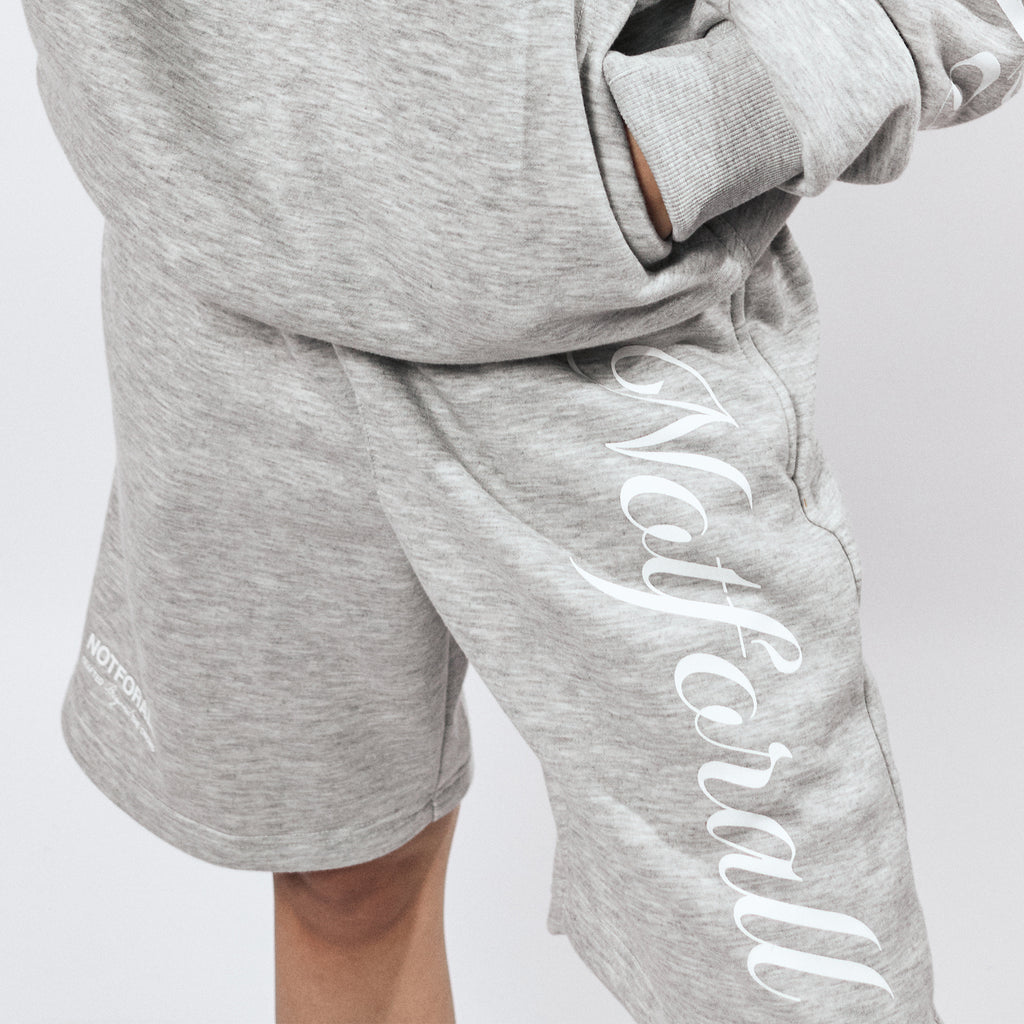 CLASSIC SWEAT SHORTS IN GREY