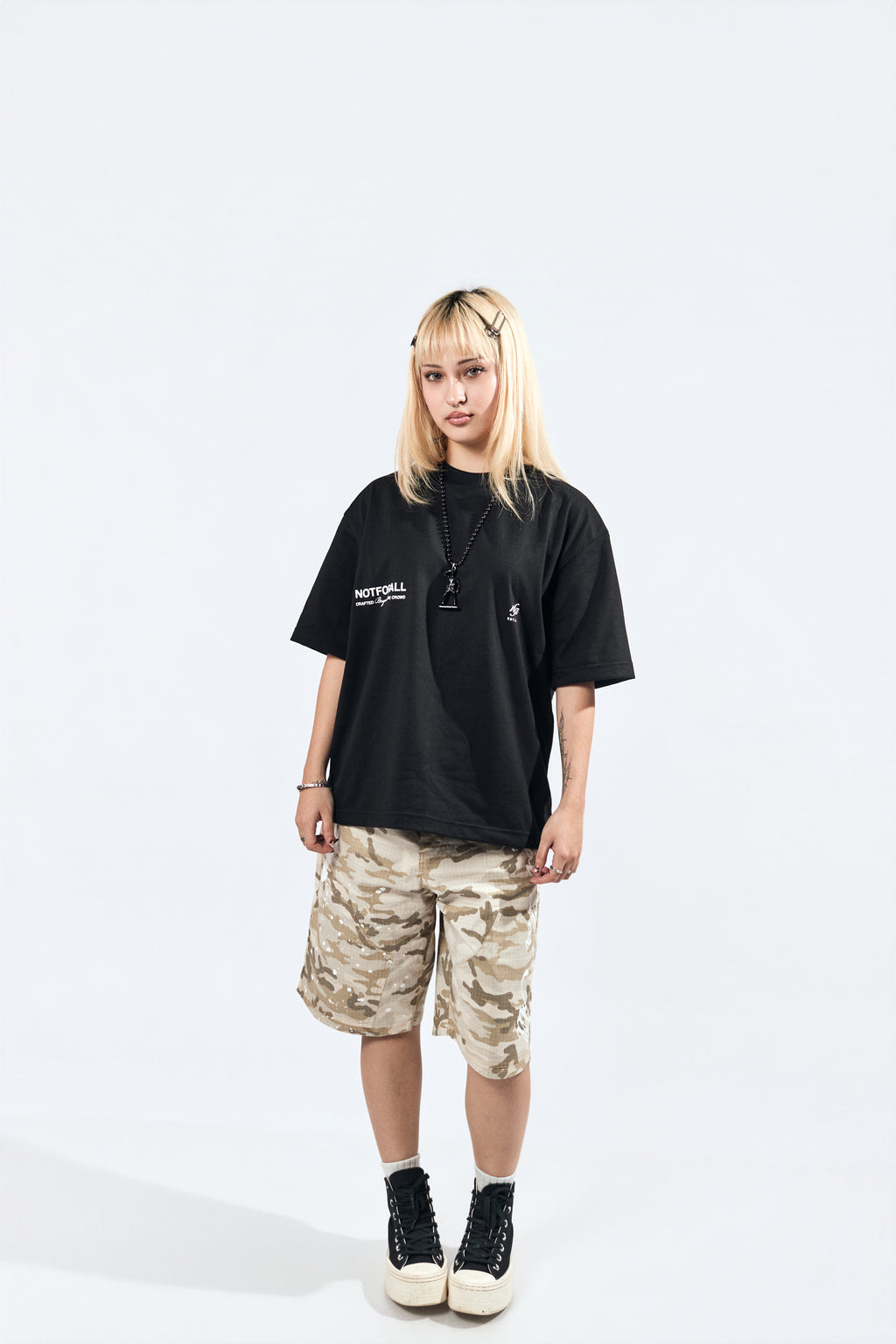 BOX CROP TEE IN NOIR