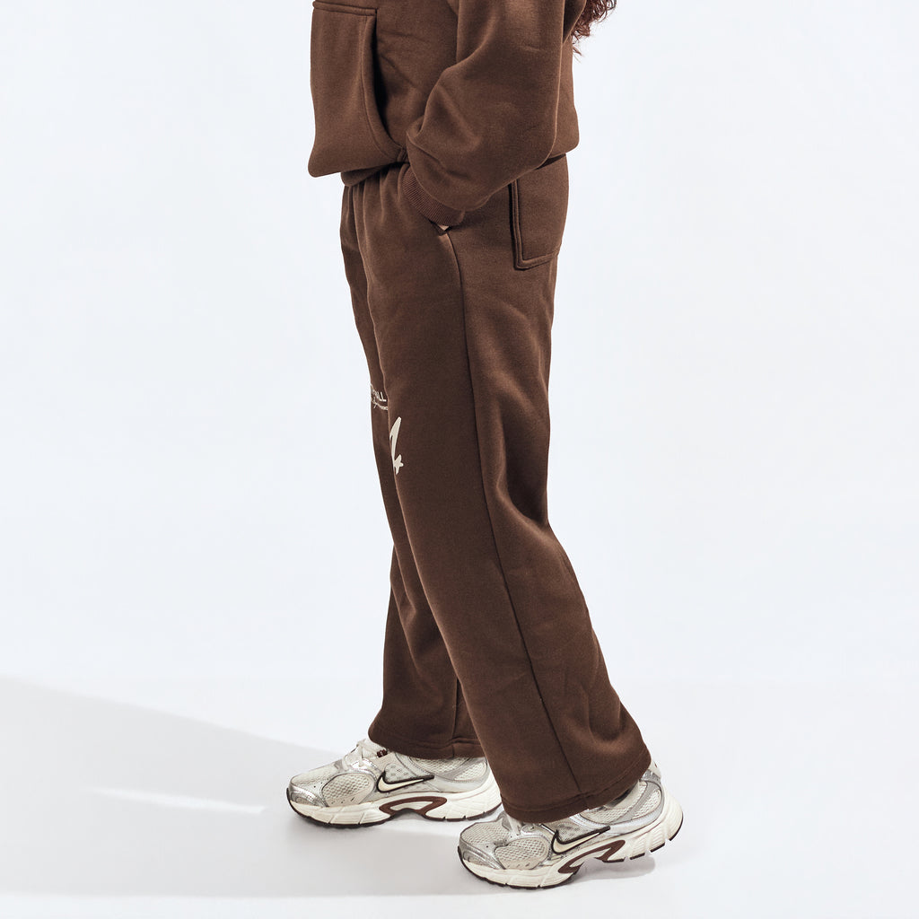 SIGNATURE SWEATPANTS IN MOCHA